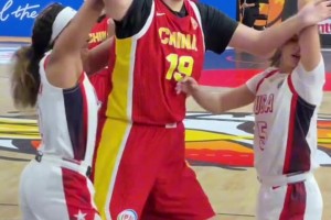 利物浦vs切尔西直播在线_利物浦vs切尔西高清回放_利物浦vs切尔西在线观看直播免费各种绕前+顶下盘！看看美国女篮在内线是如何限制张子宇的